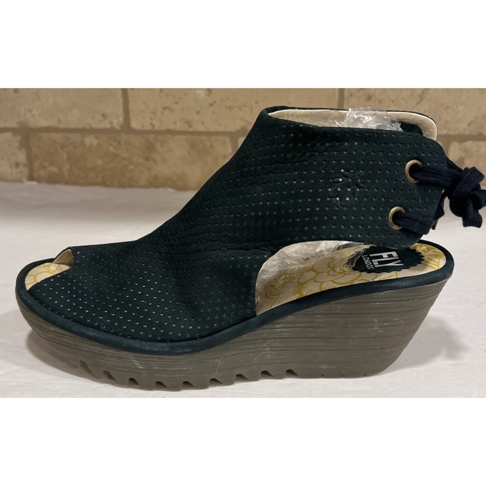 Fly London Womens Ypul799fly Wedge Sandal Dark Green Peep Toe Lace 40 9/9.5